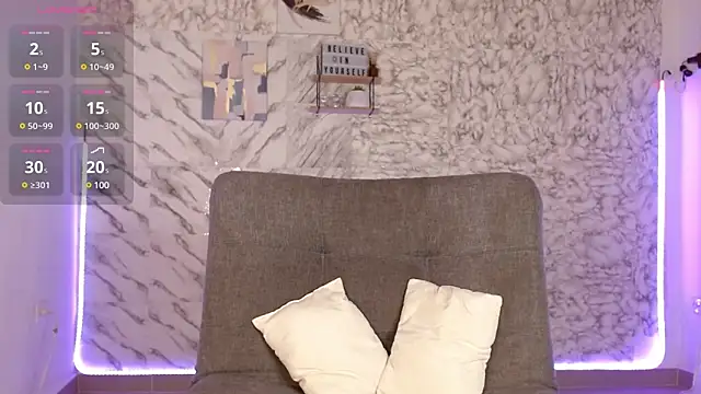 Snapshot of VALERIADREMS chatting on 01-28-25, 05:56 VALERIADREMS online show from 01-28-25, 05:56