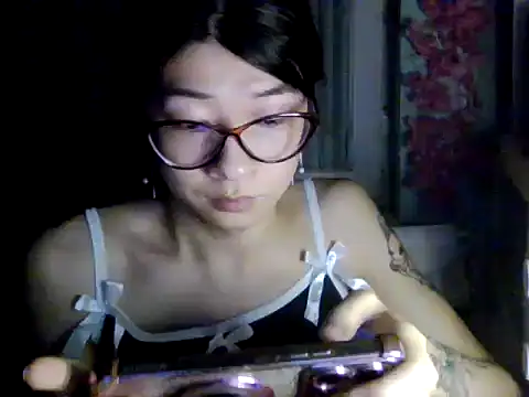 CarlyJoy online show from 03-29-26, 03:56