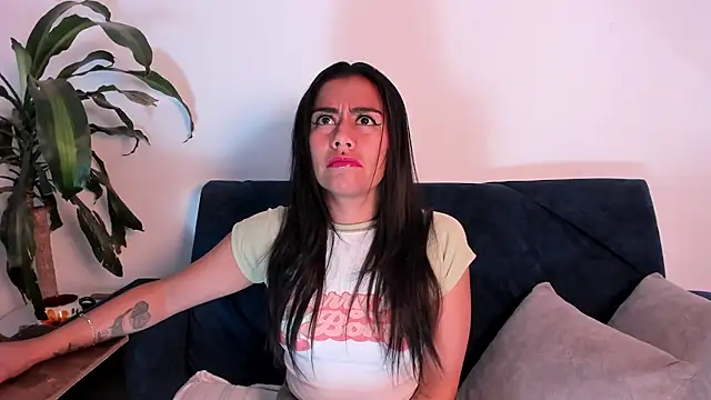 im amber online show from 10-27-25, 01:26