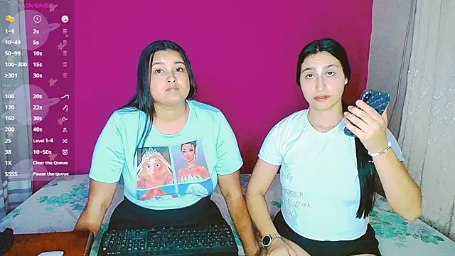 Snapshot of violeta_rous chatting on 02-04-25, 05:53 violeta rous online show from 02-04-25, 05:53