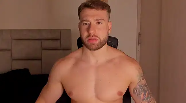 Snapshot of paul_rogerr chatting on 12-13-24, 03:38 paul rogerr online show from 12-13-24, 03:38