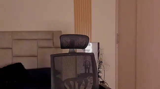 Snapshot of paul_rogerr chatting on 01-20-25, 11:10 paul rogerr online show from 01-20-25, 11:10