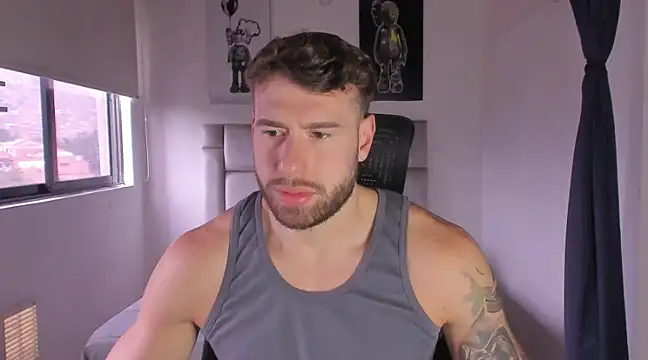 Snapshot of paul_rogerr chatting on 03-14-25, 12:29 paul rogerr online show from 03-14-25, 12:29