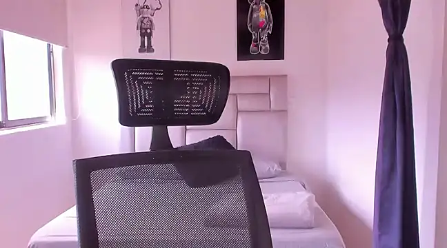 Snapshot of paul_rogerr chatting on 03-19-25, 05:50 paul rogerr online show from 03-19-25, 05:50