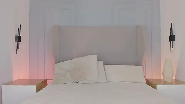 chloe d online show from 07-02-26, 01:39