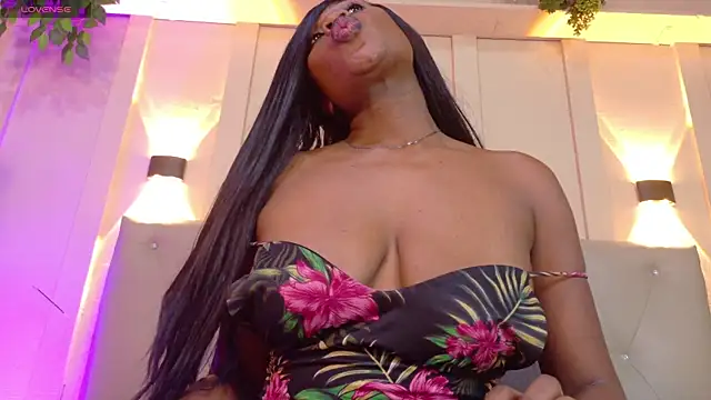 sofiaa ebony online show from 10-04-25, 07:23