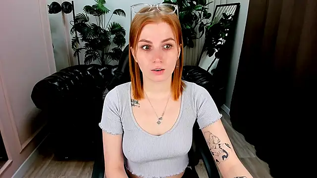 Mira  Blush online show from 03-12-25, 06:33