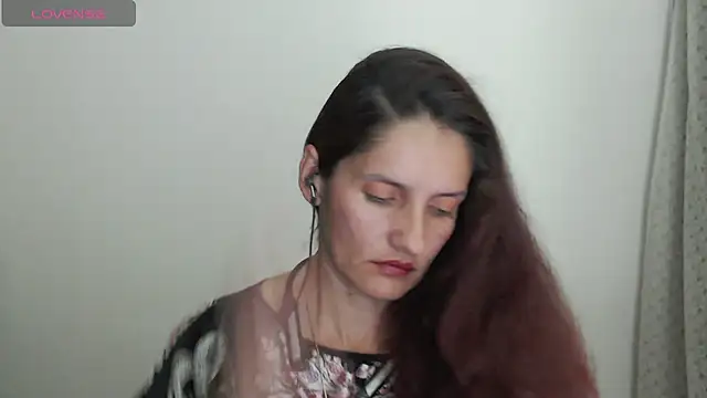 Snapshot of catalina_duran1 chatting on 05-21-26, 04:41 catalina duran1 online show from 05-21-26, 04:41