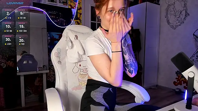 Sunny Mouse  online show from 12-04-24, 04:05