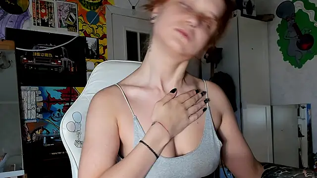 Sunny Mouse  online show from 09-13-25, 02:39