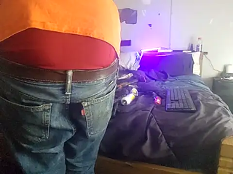 Bi curious86 online show from 04-12-26, 05:12