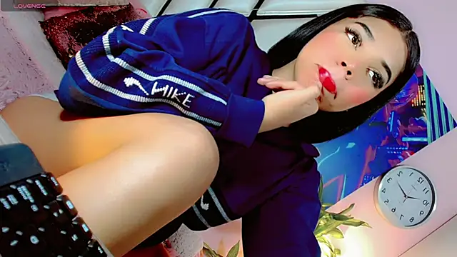 Hannahsmit online show from 01-31-25, 07:18