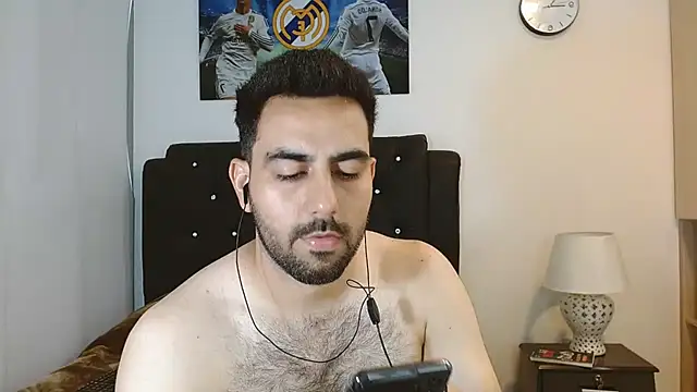 Snapshot of omarmohammedhot2 chatting on 03-05-25, 08:32 omarmohammedhot2 online show from 03-05-25, 08:32