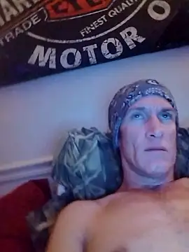 Snapshot of CuddlyFloat88 chatting on 01-14-26, 11:05 CuddlyFloat88 online show from 01-14-26, 11:05