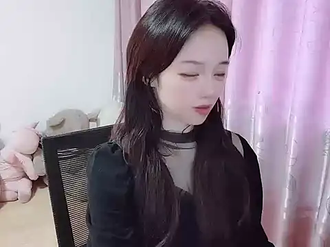 wwcc123 online show from 10-23-25, 03:28