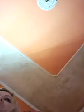 Snapshot of ducicsajsziii chatting on 11-10-25, 07:46 ducicsajsziii online show from 11-10-25, 07:46