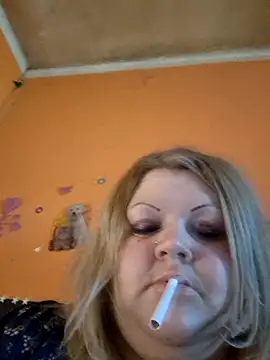 Snapshot of ducicsajsziii chatting on 05-19-26, 07:15 ducicsajsziii online show from 05-19-26, 07:15