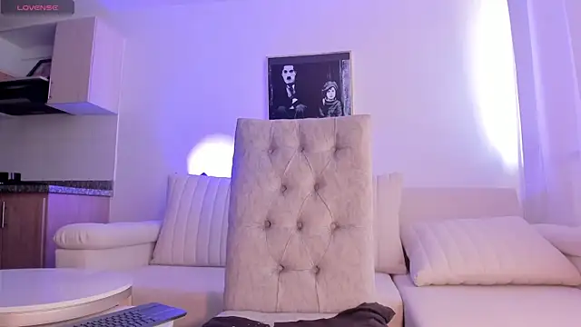 HannahDavis  online show from 01-15-25, 01:41