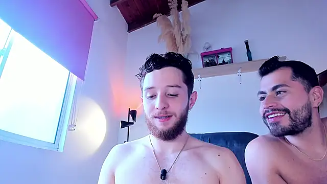 Snapshot of Juan_Castano chatting on 02-02-26, 05:11 Juan Castano online show from 02-02-26, 05:11