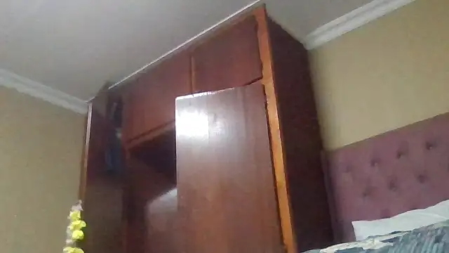 ShooingBunch online show from 12-03-25, 05:11