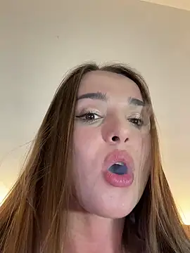 MeIisaLove online show from 12-30-24, 04:53