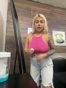 KatyaBlonding online show from 11-28-25, 12:08