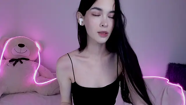 Snapshot of 666kisses chatting on 02-06-25, 03:31 666kisses online show from 02-06-25, 03:31