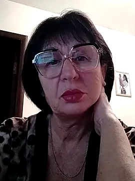 Snapshot of AlbinaXPretty chatting on 12-05-24, 04:42 AlbinaXPretty online show from 12-05-24, 04:42