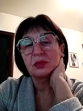 Snapshot of AlbinaXPretty chatting on 12-08-24, 06:22 AlbinaXPretty online show from 12-08-24, 06:22