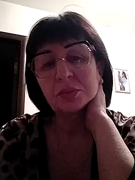 Snapshot of AlbinaXPretty chatting on 12-23-24, 05:06 AlbinaXPretty online show from 12-23-24, 05:06
