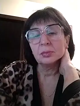 Snapshot of AlbinaXPretty chatting on 01-02-25, 06:56 AlbinaXPretty online show from 01-02-25, 06:56