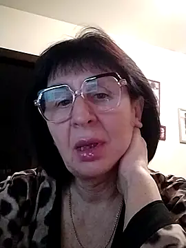 Snapshot of AlbinaXPretty chatting on 01-20-25, 03:07 AlbinaXPretty online show from 01-20-25, 03:07