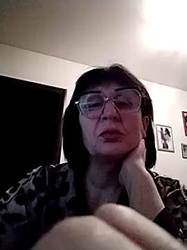 Snapshot of AlbinaXPretty chatting on 01-27-25, 09:33 AlbinaXPretty online show from 01-27-25, 09:33