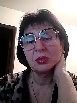 Snapshot of AlbinaXPretty chatting on 02-05-25, 07:20 AlbinaXPretty online show from 02-05-25, 07:20