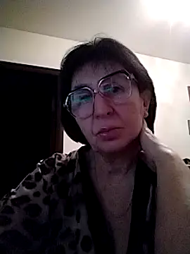 Snapshot of AlbinaXPretty chatting on 02-08-25, 11:24 AlbinaXPretty online show from 02-08-25, 11:24