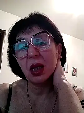 Snapshot of AlbinaXPretty chatting on 02-20-25, 07:30 AlbinaXPretty online show from 02-20-25, 07:30