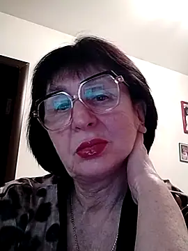 Snapshot of AlbinaXPretty chatting on 02-28-25, 09:12 AlbinaXPretty online show from 02-28-25, 09:12