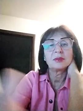 Snapshot of AlbinaXPretty chatting on 09-19-25, 04:51 AlbinaXPretty online show from 09-19-25, 04:51