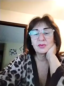 Snapshot of AlbinaXPretty chatting on 09-30-25, 07:46 AlbinaXPretty online show from 09-30-25, 07:46