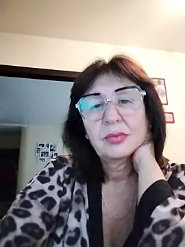 Snapshot of AlbinaXPretty chatting on 10-04-25, 09:29 AlbinaXPretty online show from 10-04-25, 09:29