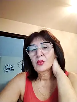 Snapshot of AlbinaXPretty chatting on 10-05-25, 06:56 AlbinaXPretty online show from 10-05-25, 06:56