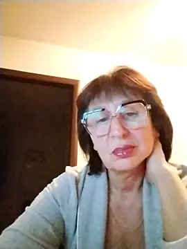 AlbinaXPretty online show from 10-25-25, 07:30