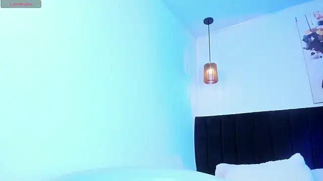 dolly zoe online show from 04-06-26, 03:04