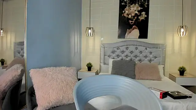 ayshel   online show from 12-28-24, 04:19