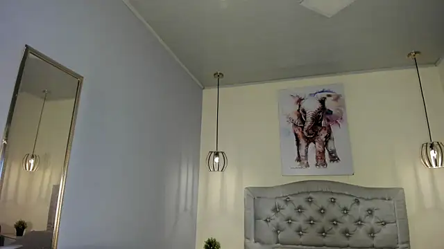 ayshel   online show from 04-21-26, 05:36