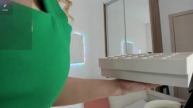 CarolMay online show from 04-23-26, 05:41