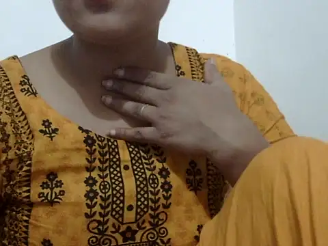 shekira99 online show from 10-04-25, 06:39