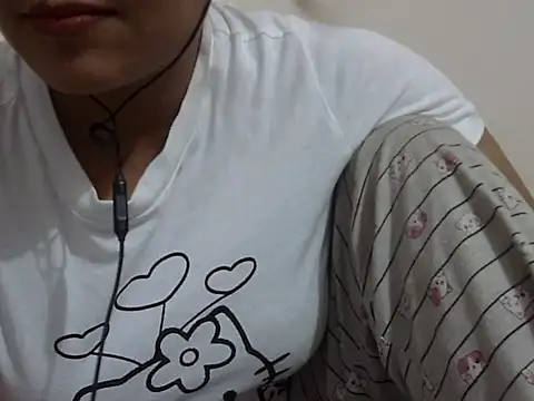 shekira99 online show from 10-27-25, 07:40