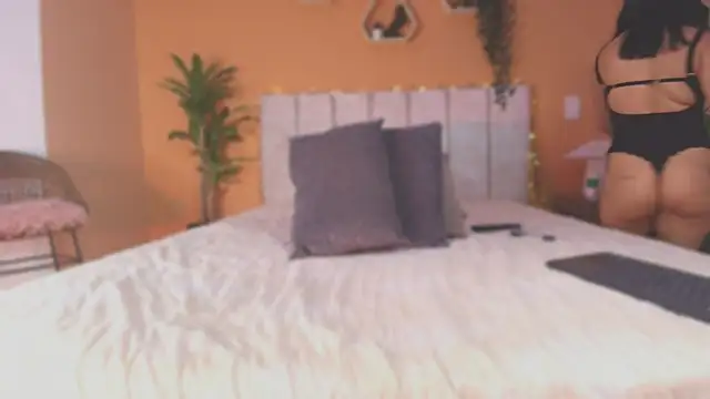 valerycolins online show from 07-11-26, 02:47