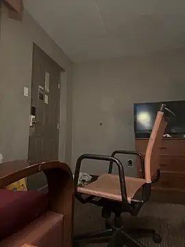 Stressreliever82 online show from 04-07-26, 09:21